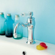 détails JULIA-VICTORIA MITIGEUR LAVABO 