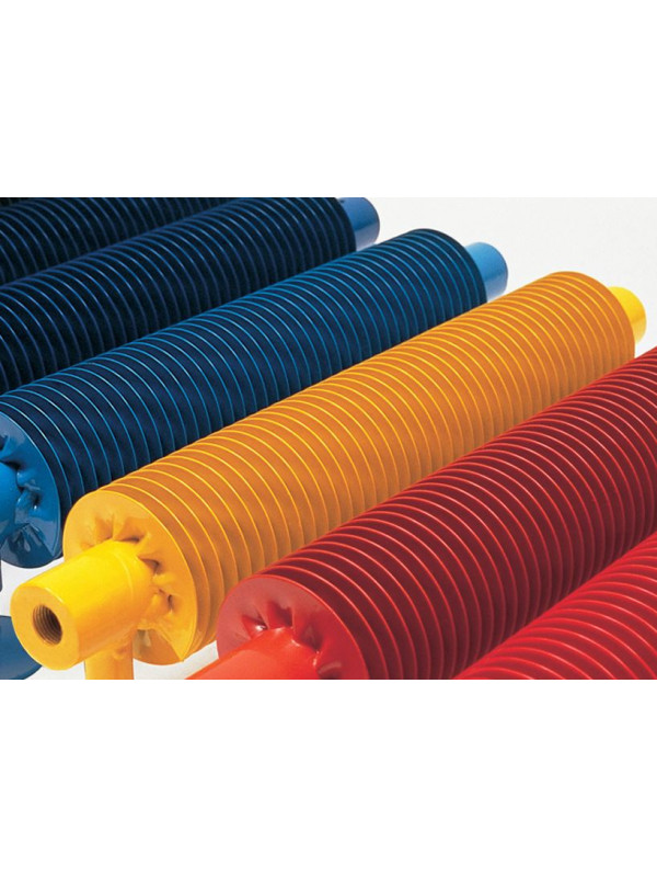 FLOW FORM - ZEHNDER - flow_form_radiateur_zehnder_plinthe_2