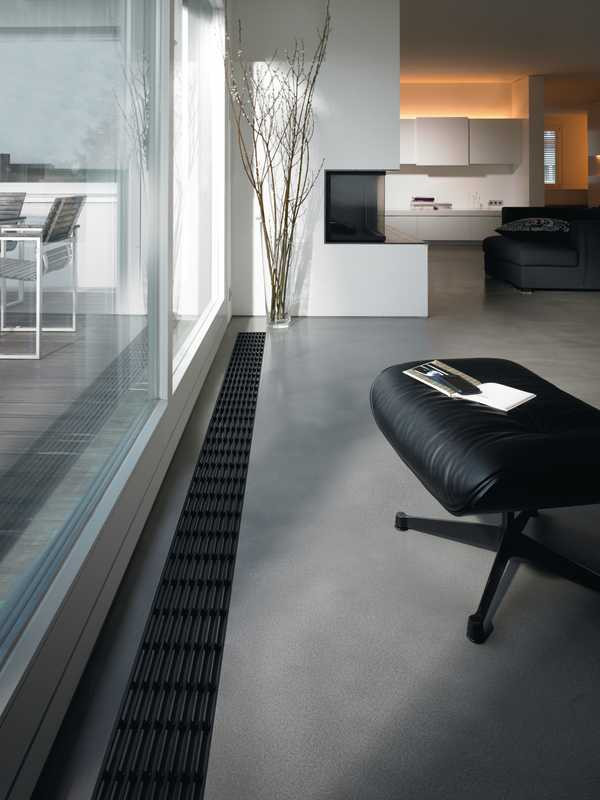 TERRALINE NEO Encastré - Chauffage Central - ZEHNDER - radiateur_zehnder_terraline_plinthe_sol_2