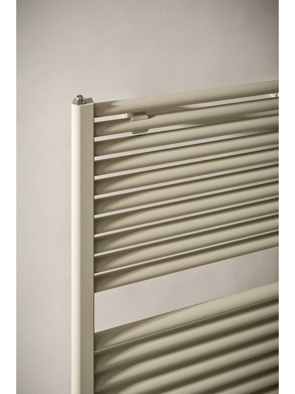 Sèche Serviettes NOVO - IRSAP - seche_serviette_eau_chaude_novo_irsap_zoom